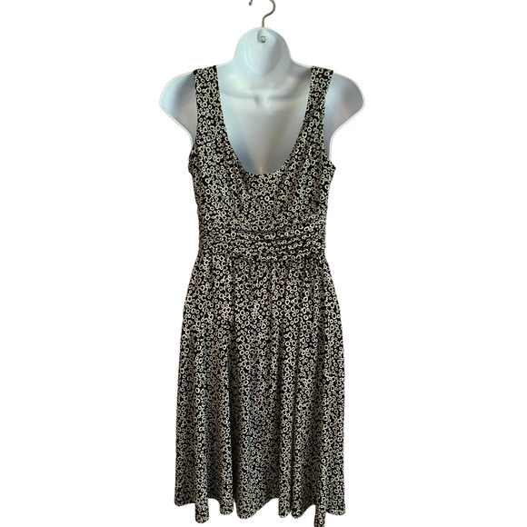 Maggy London Size 8 Halter Dress Gathered Black and White Knee length Polyester - Picture 3 of 4